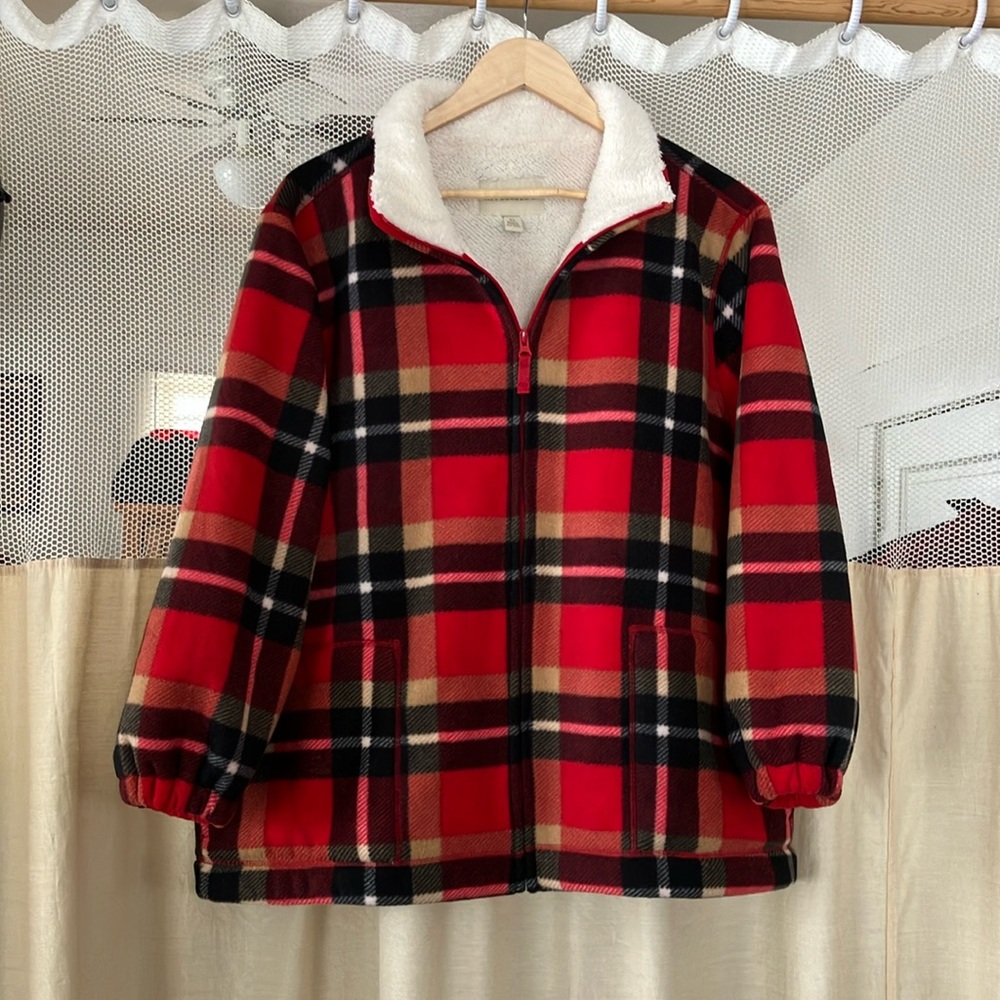 Appleseed’s ladies zip up